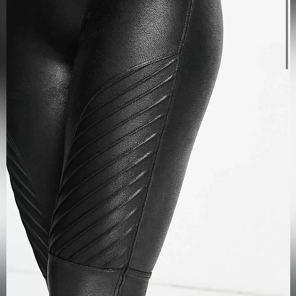 Spanx Womens Moto Ponte High Waisted Leggings Black Faux Leather XS - Picture 8 of 8